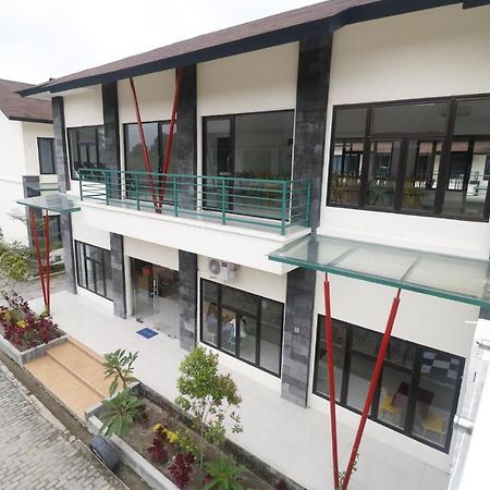 Reddoorz Plus Near Kualanamu Airport Medan Eksteriør billede