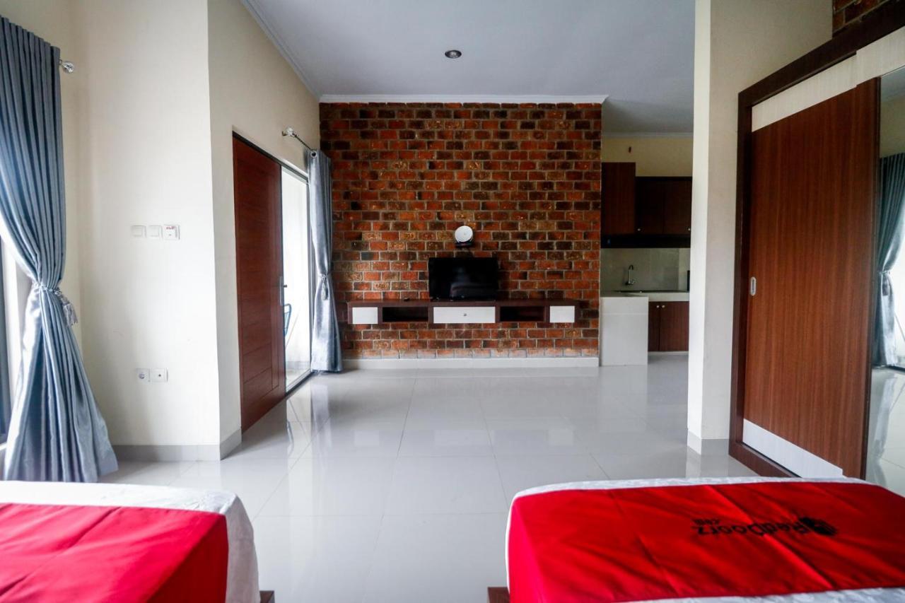 Reddoorz Plus Near Kualanamu Airport Medan Eksteriør billede