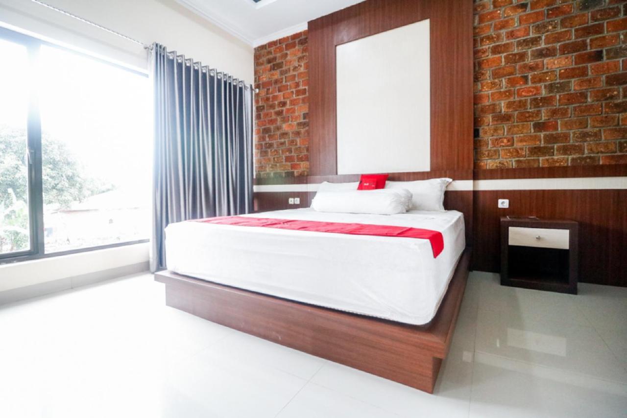 Reddoorz Plus Near Kualanamu Airport Medan Eksteriør billede
